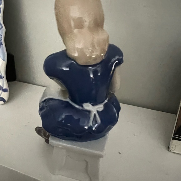 Bing andGrondahl Idas Flowers figurine older three tower mark Demark 1950 - Picture 6 of 11